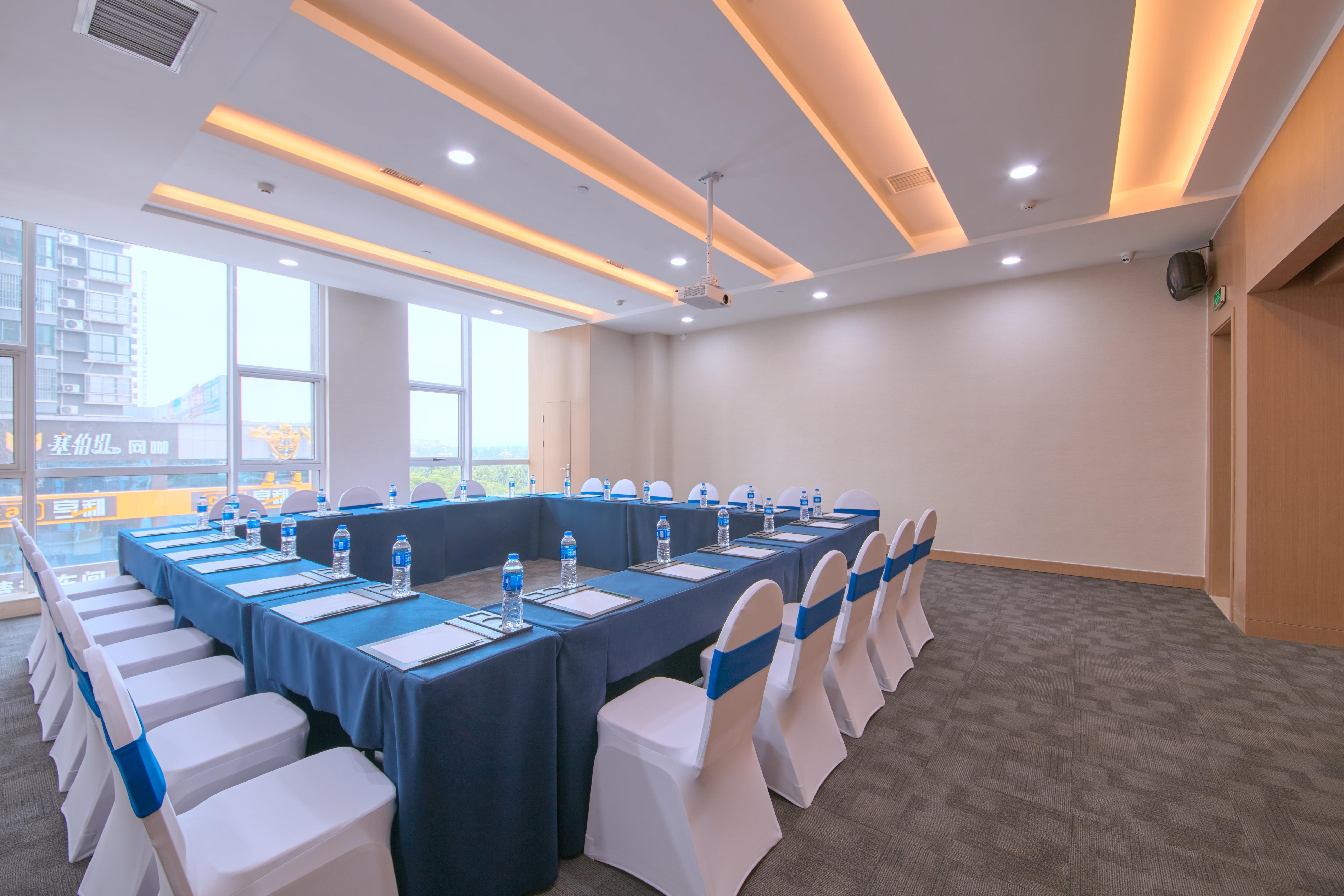 Holiday Inn Express Luoyang Yichuan By Ihg エクステリア 写真