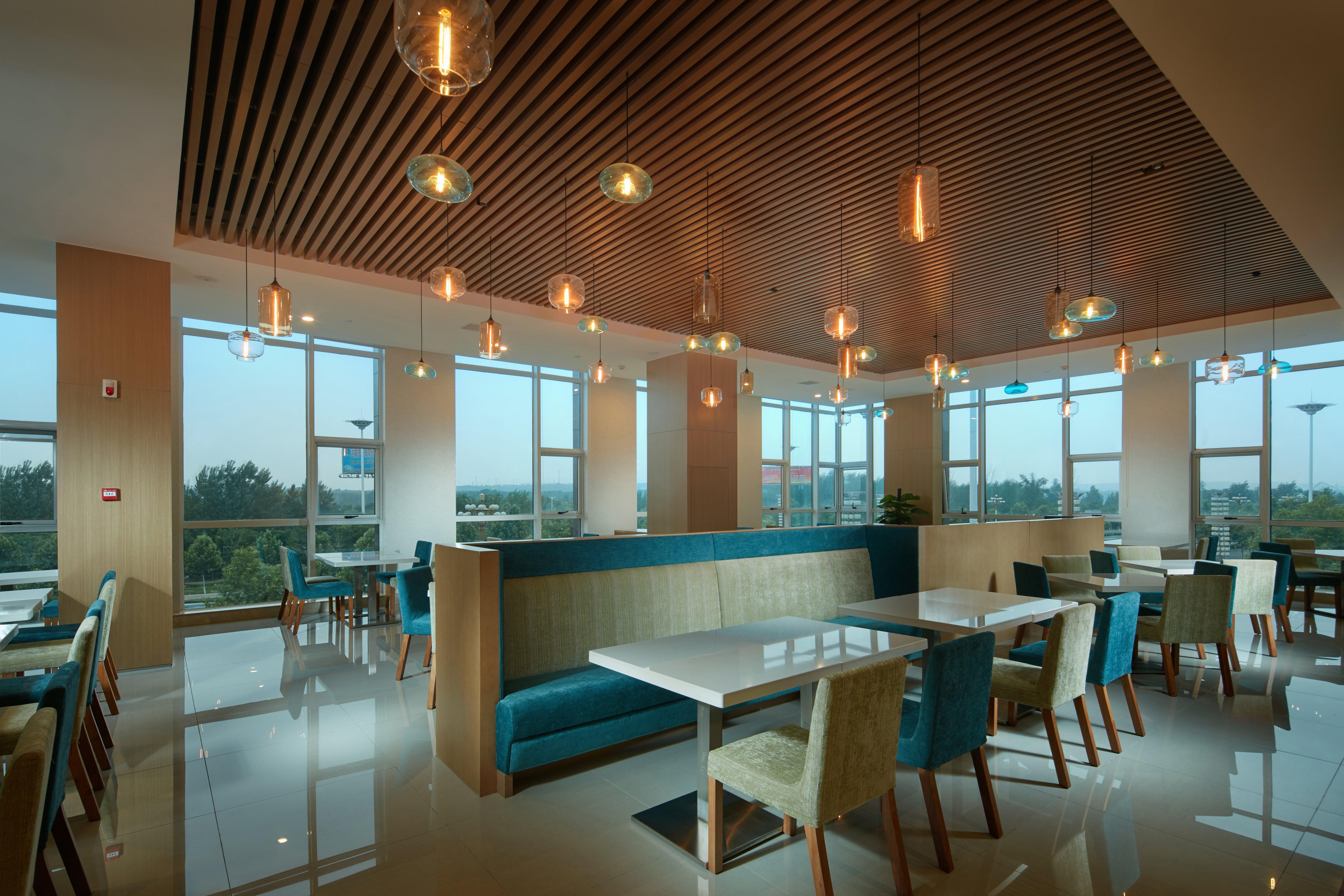 Holiday Inn Express Luoyang Yichuan By Ihg エクステリア 写真